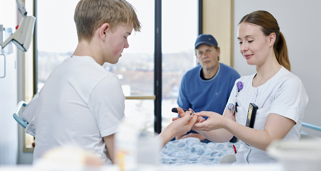 BOERN-OG-UNGE-2023_FORSIDE-1224x548px